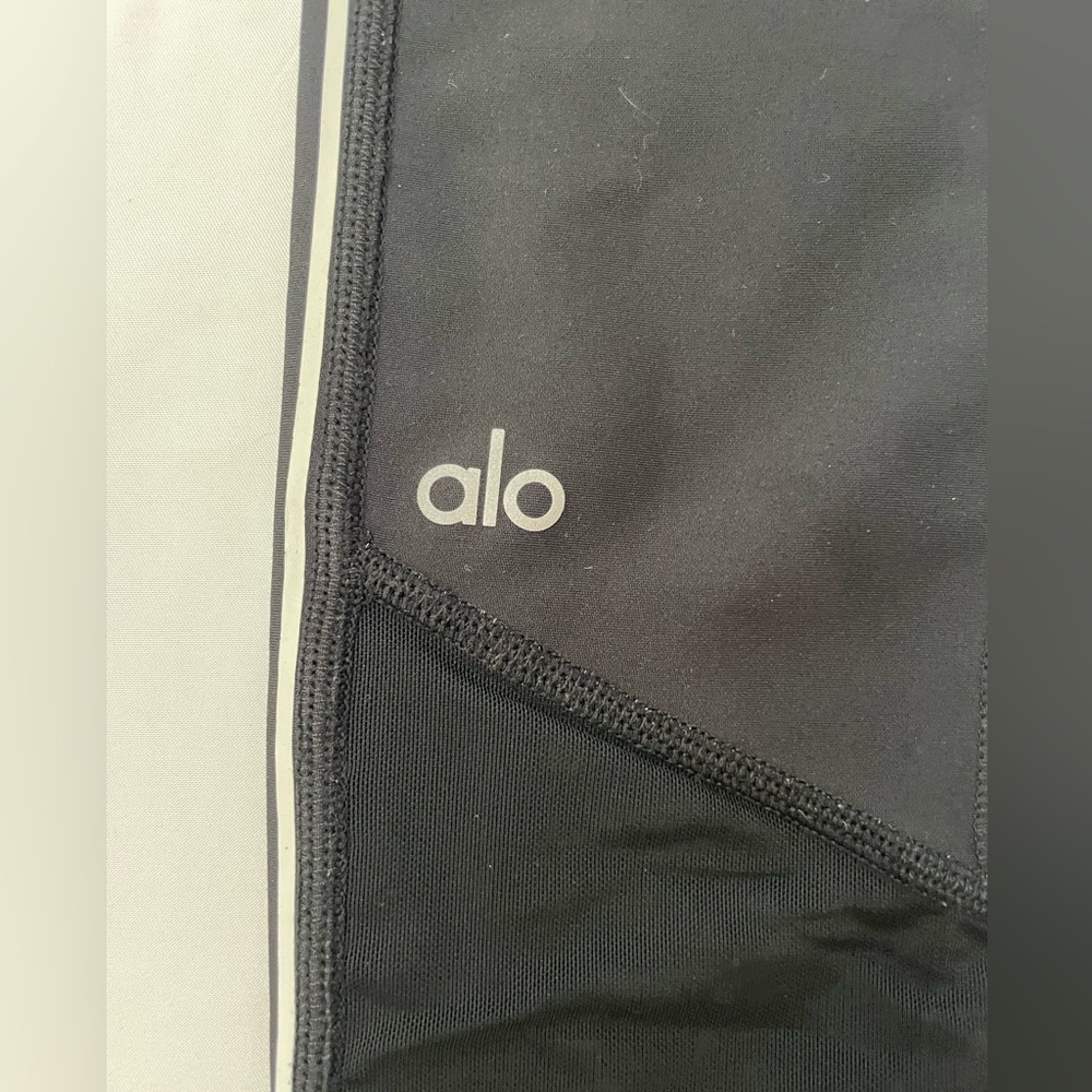 ALO Yoga High Waist Logo Black Leggings With Mesh Bottoms - Picture 7 of 10